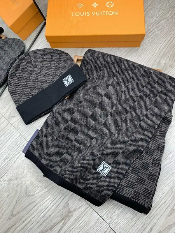 louis vuitton lv hat and echapres set s_12555561